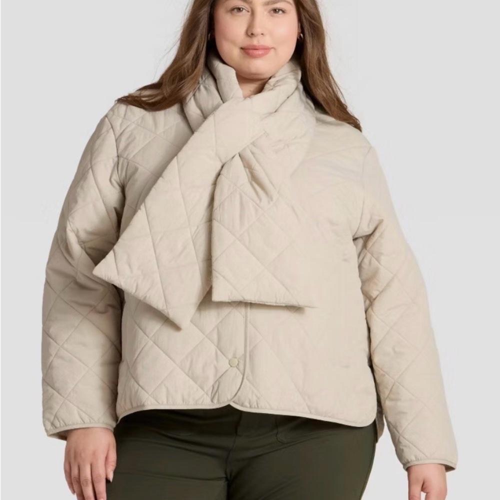 ❤️ Cream Quilted Jacket with Scarf